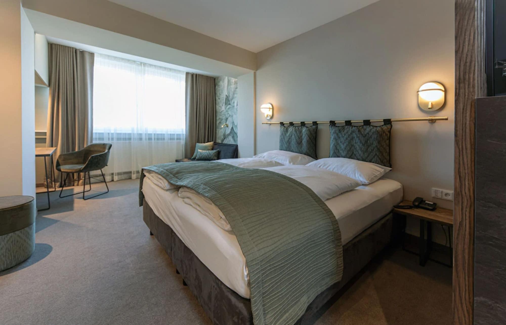 Parkhotel Schmid Adelsried Екстер'єр фото