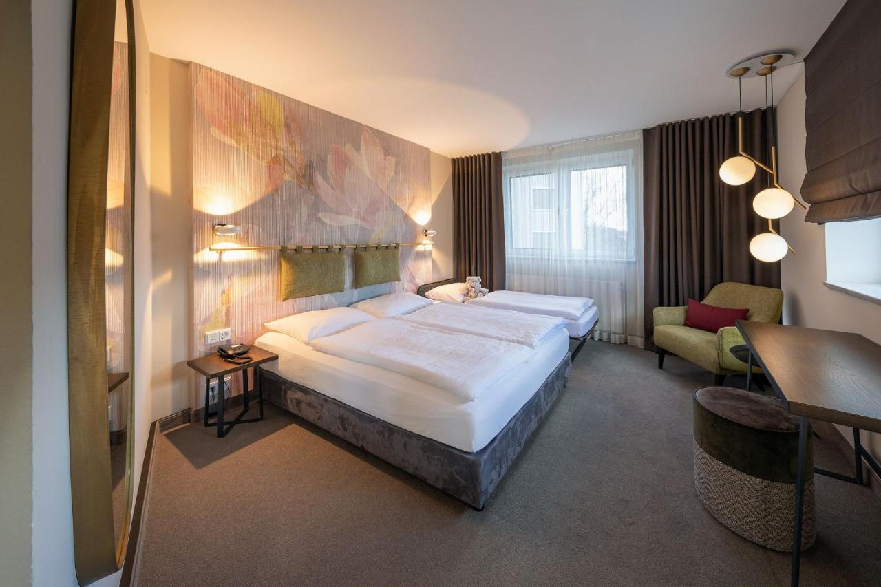 Parkhotel Schmid Adelsried Екстер'єр фото