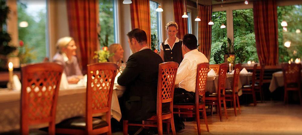 Parkhotel Schmid Adelsried Екстер'єр фото